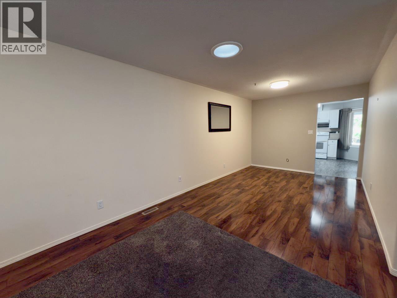 115 Redwing Place Unit# 27, Oliver