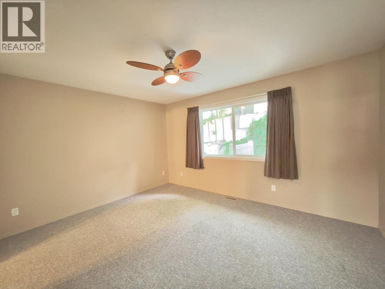 115 Redwing Place Unit# 27, Oliver