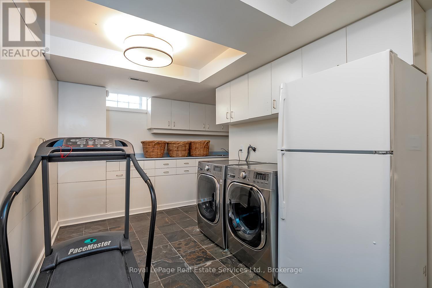53 THOMAS STREET - 38
