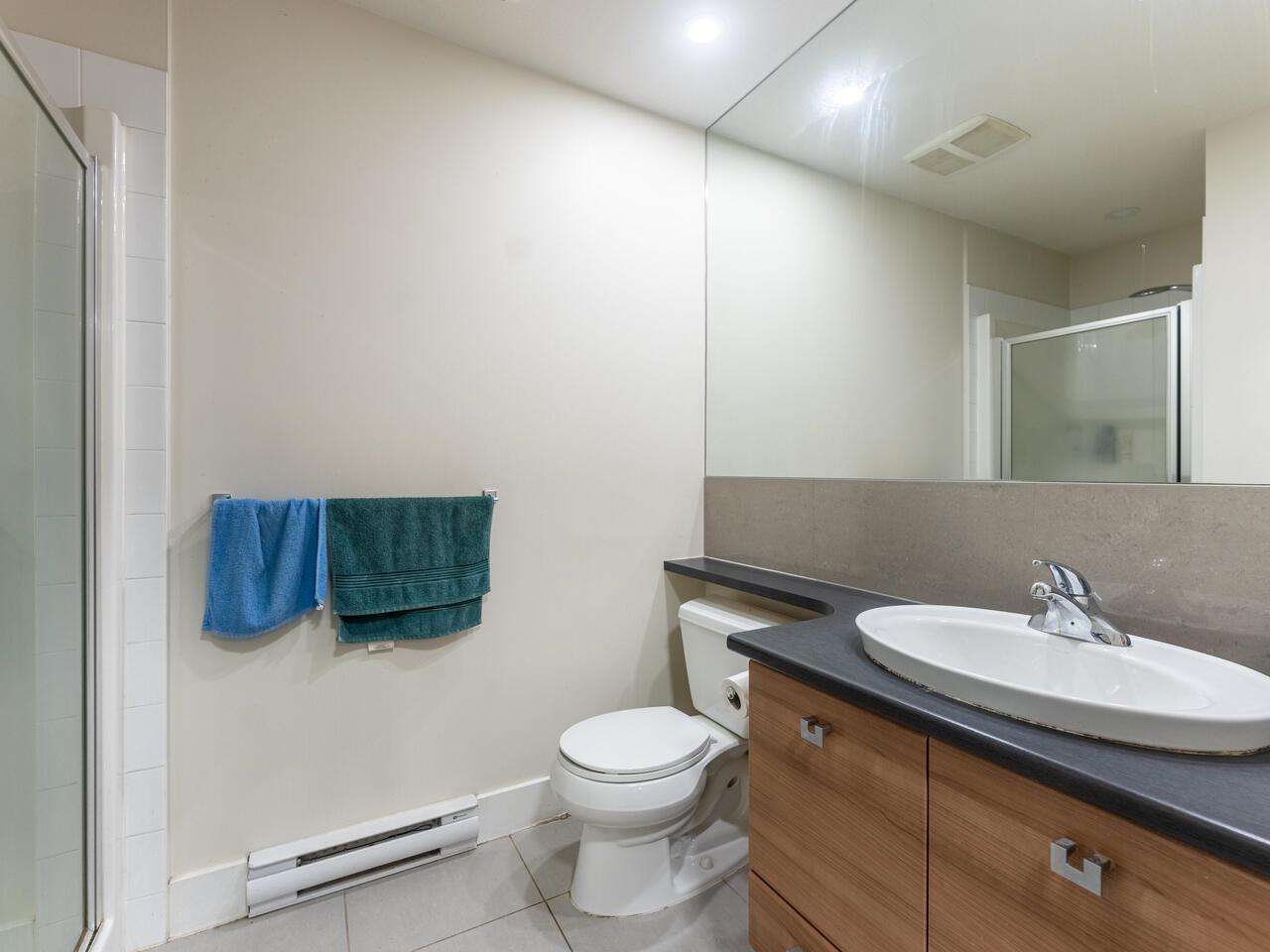 211 6688 120 STREET, Surrey