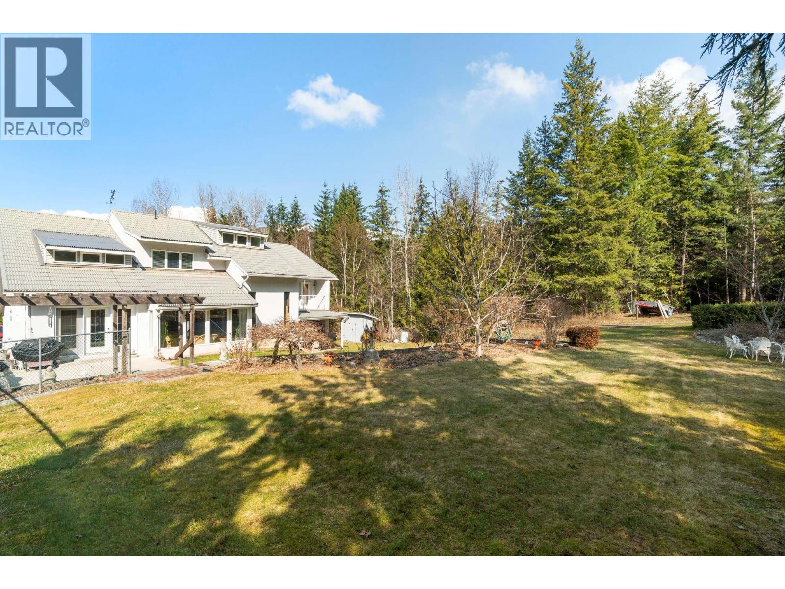 2572 Bayview Road, Blind Bay