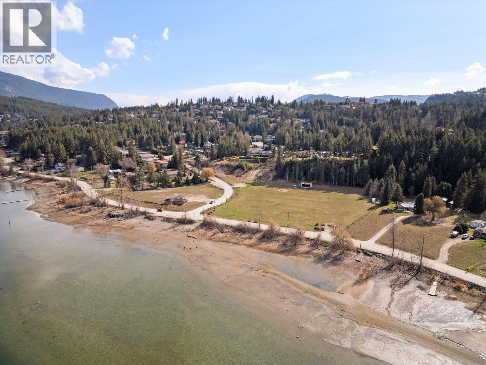 2572 Bayview Road, Blind Bay