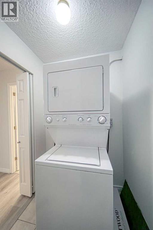 Single Family House for Sale in    Avenue NW Hounsfield Heights/Briar Hill Calgary 