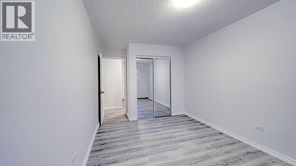 Single Family House for Sale in    Avenue NW Hounsfield Heights/Briar Hill Calgary 