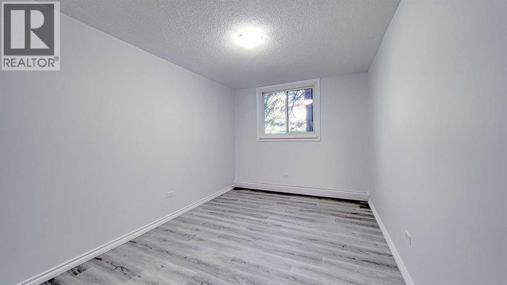 Single Family House for Sale in    Avenue NW Hounsfield Heights/Briar Hill Calgary 