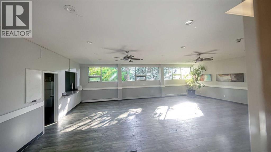 Single Family House for Sale in    Avenue NW Hounsfield Heights/Briar Hill Calgary 