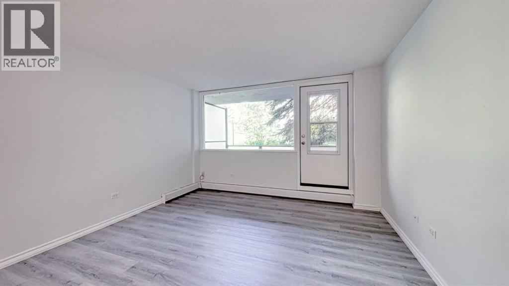 Single Family House for Sale in    Avenue NW Hounsfield Heights/Briar Hill Calgary 