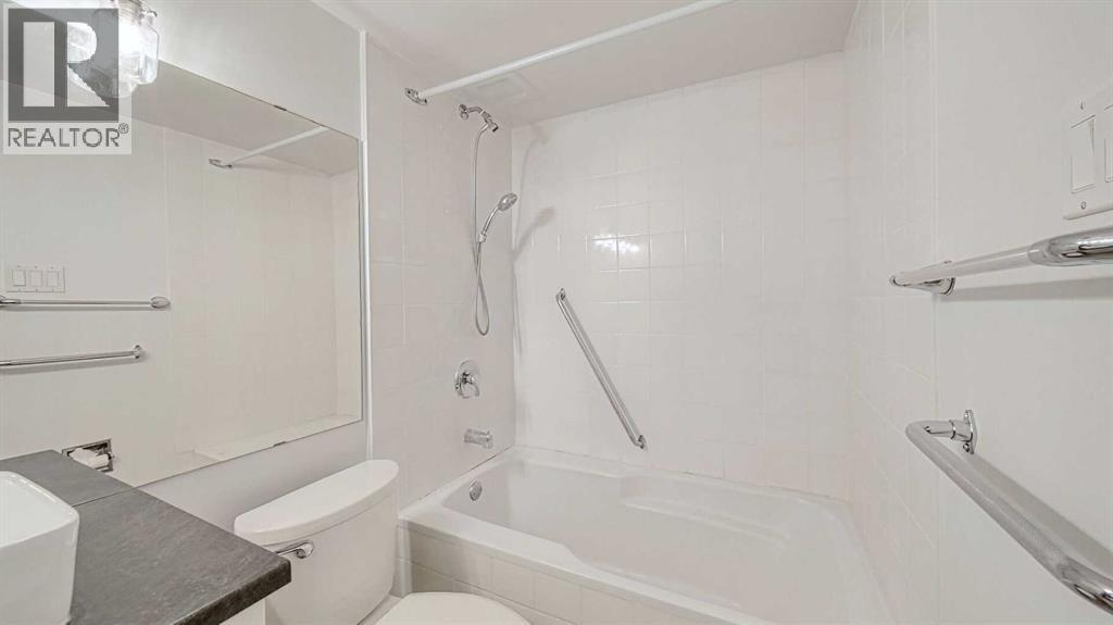Single Family House for Sale in    Avenue NW Hounsfield Heights/Briar Hill Calgary 