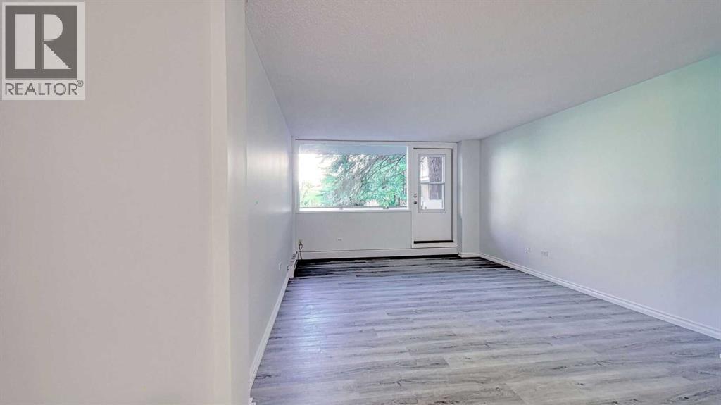 Single Family House for Sale in    Avenue NW Hounsfield Heights/Briar Hill Calgary 