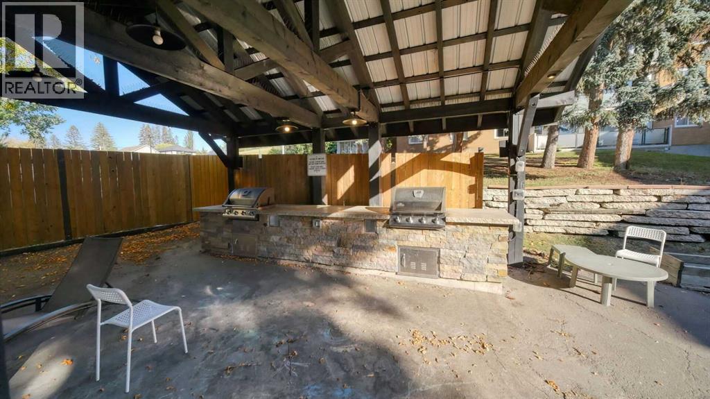 Single Family House for Sale in    Avenue NW Hounsfield Heights/Briar Hill Calgary 