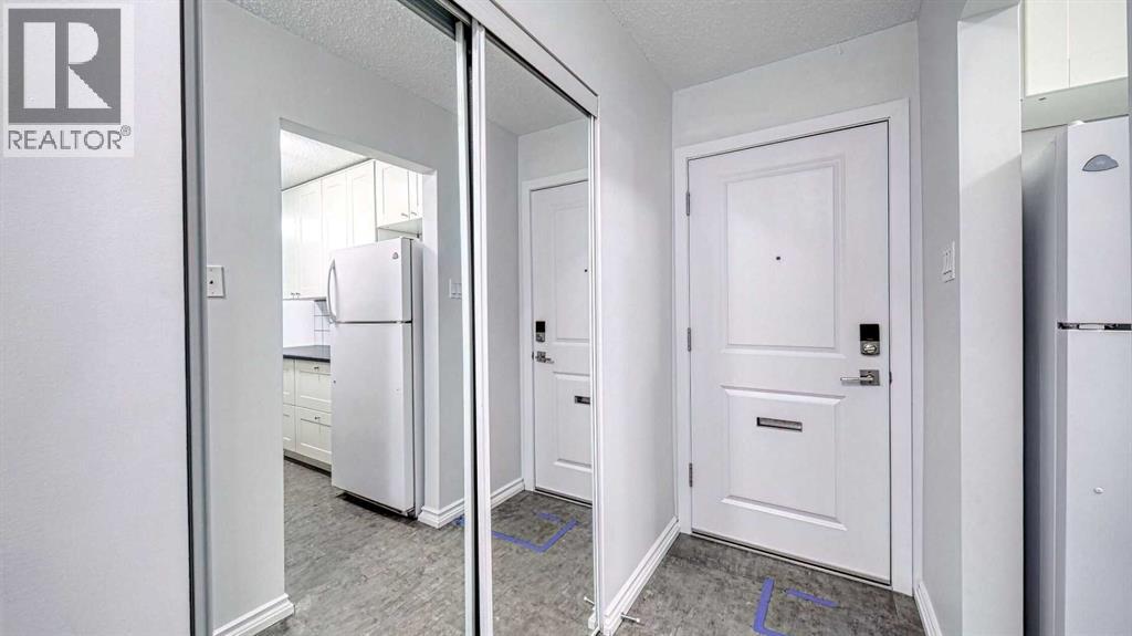 Single Family House for Sale in    Avenue NW Hounsfield Heights/Briar Hill Calgary 