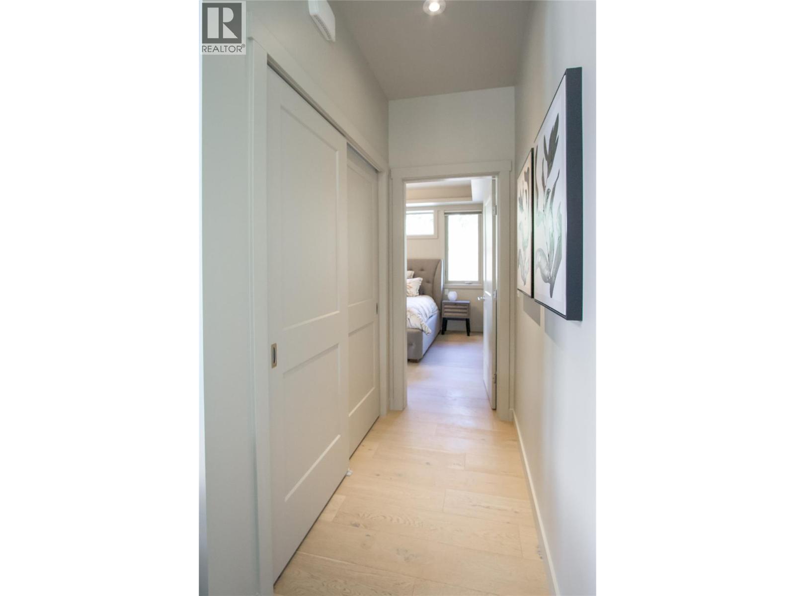 1037 Swansea Road, Invermere