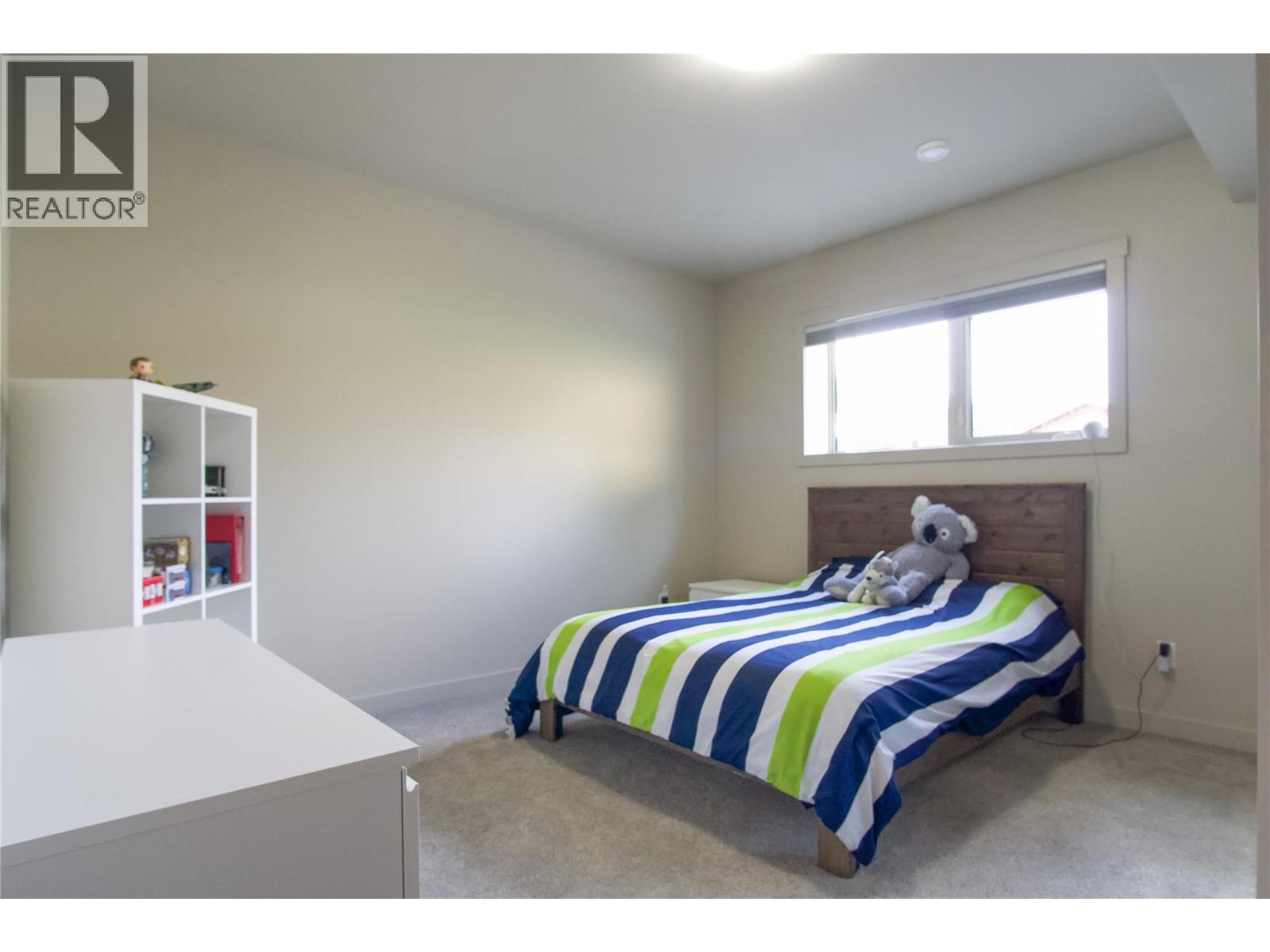 1037 Swansea Road, Invermere