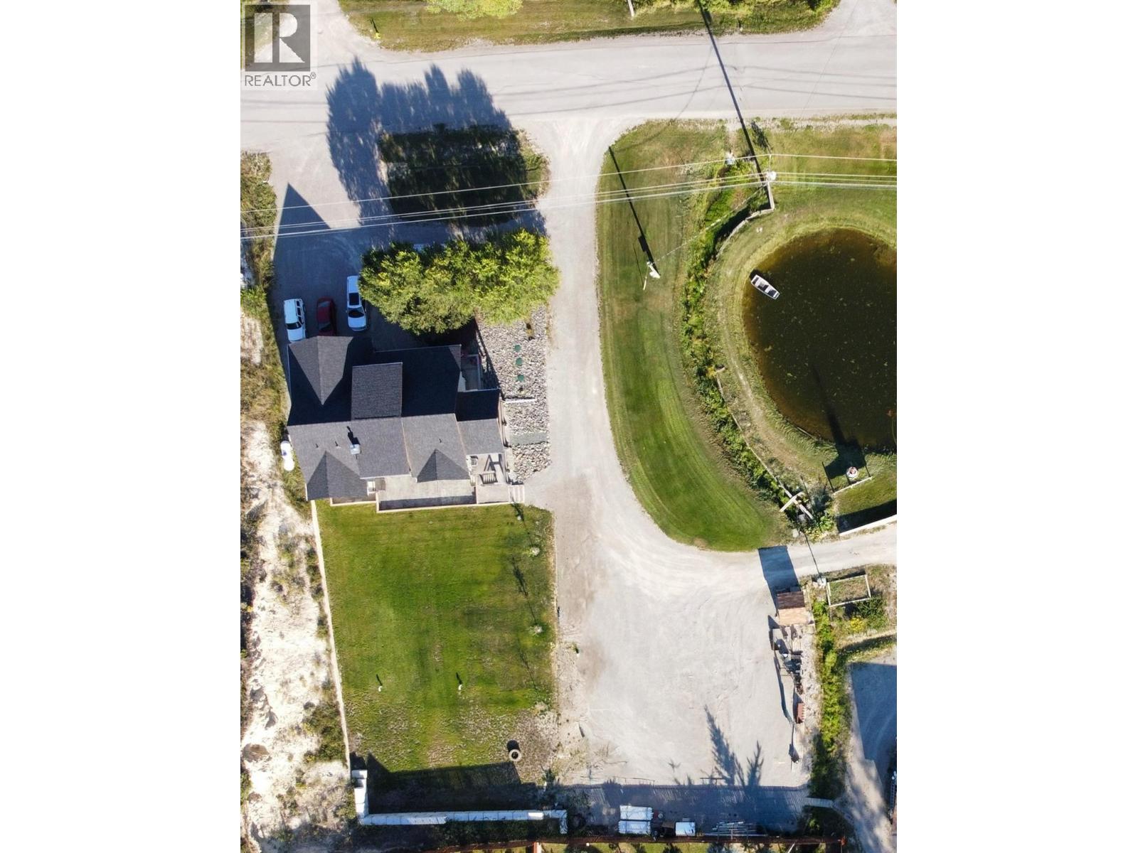 1037 Swansea Road, Invermere