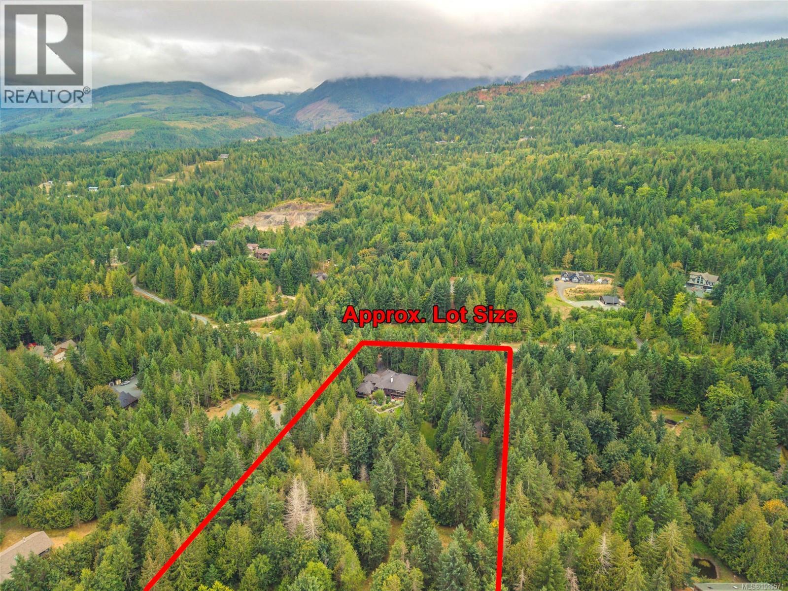 1875 Ashling Rd, Qualicum Beach