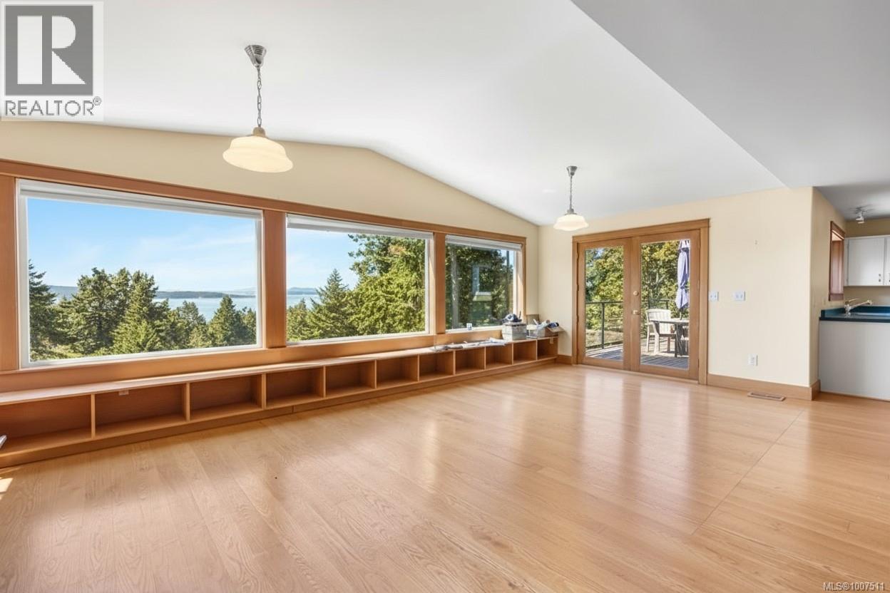 3705 Signal Hill Rd, Pender Island