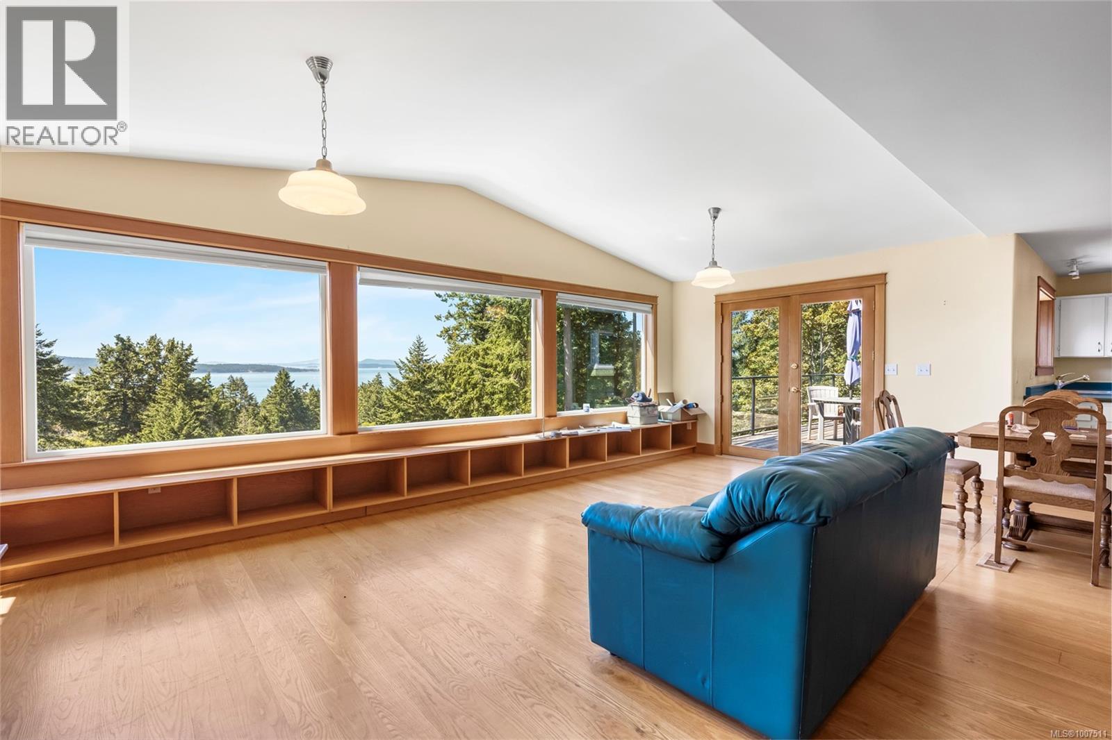 3705 Signal Hill Rd, Pender Island