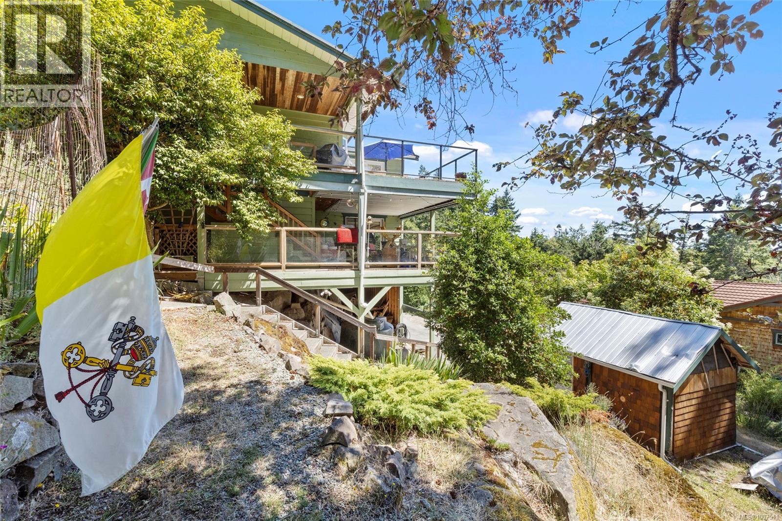 3705 Signal Hill Rd, Pender Island
