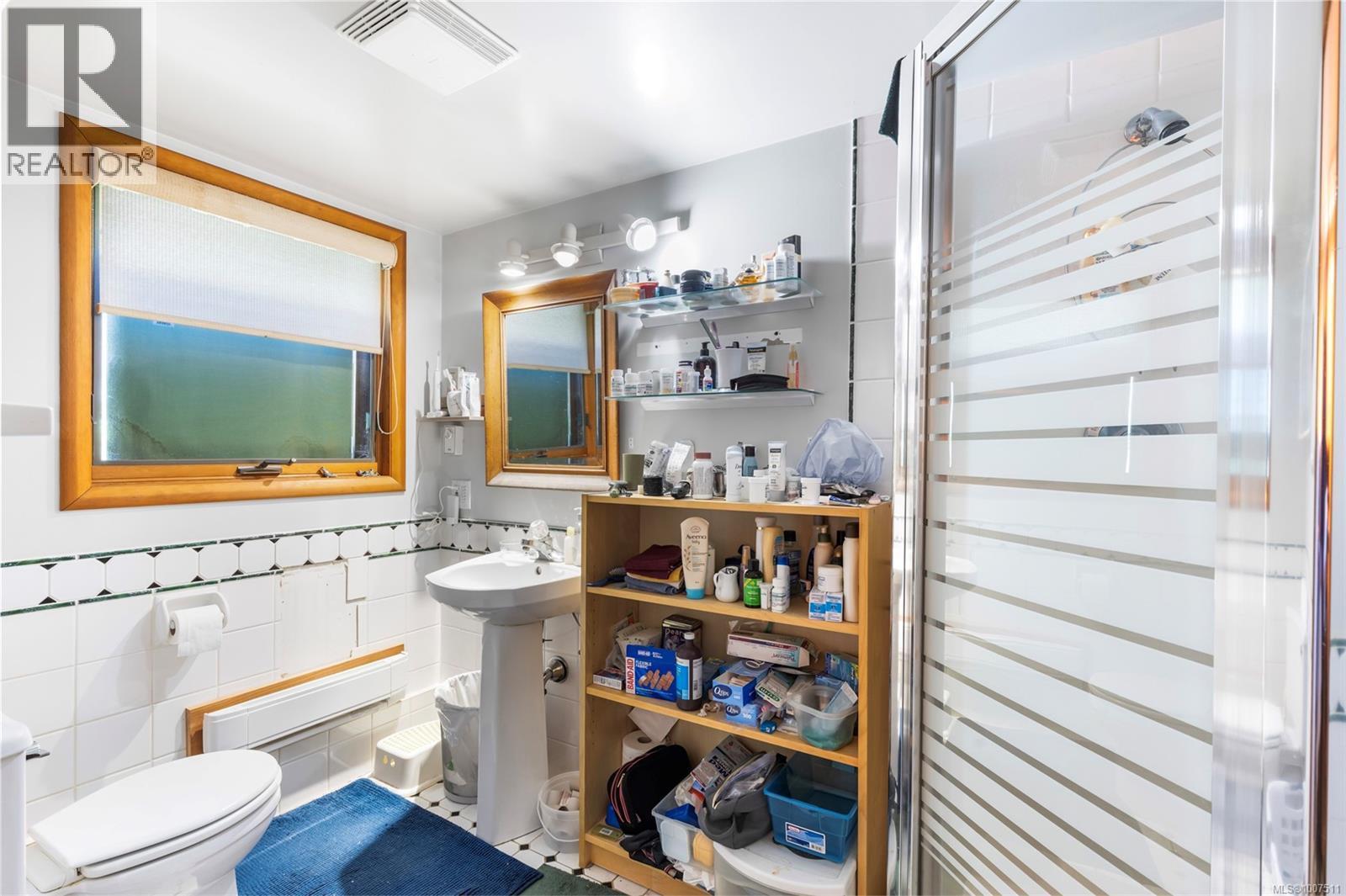3705 Signal Hill Rd, Pender Island