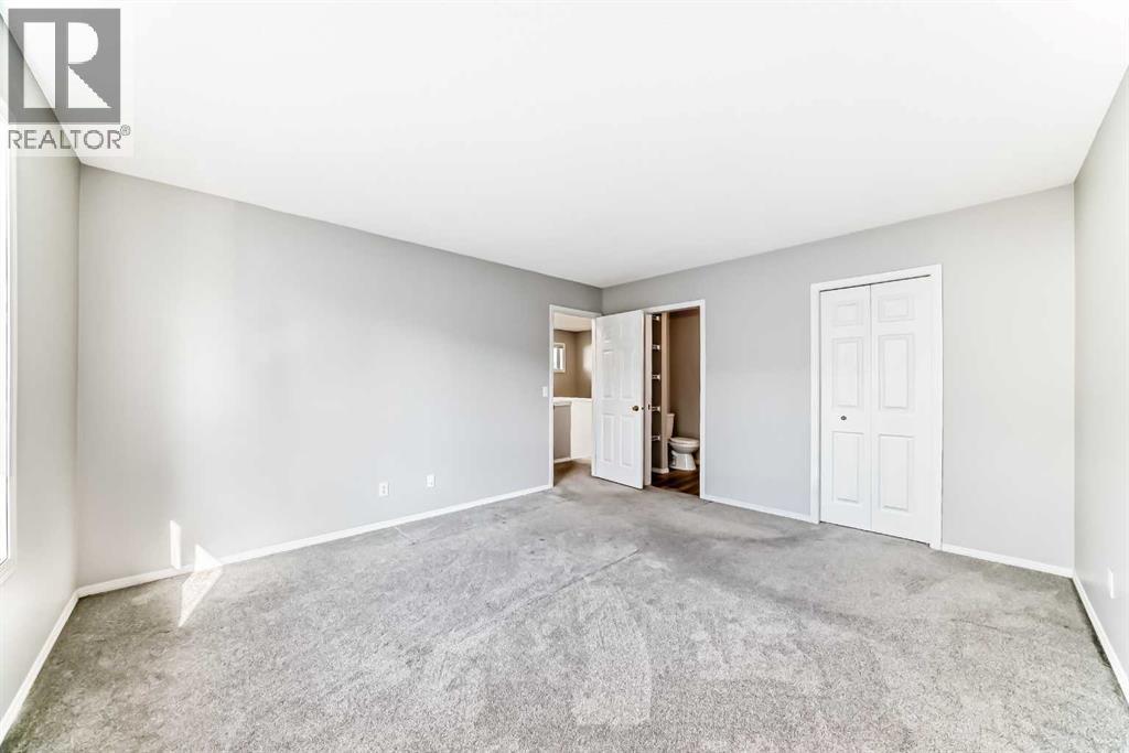 Single Family House for Sale in  Harvest Gold Place NE Harvest Hills Calgary 