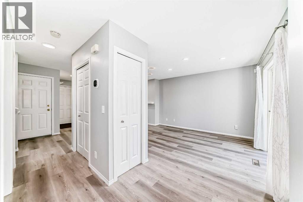 Single Family House for Sale in  Harvest Gold Place NE Harvest Hills Calgary 