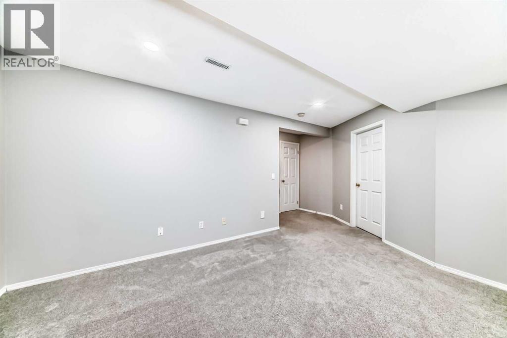 Single Family House for Sale in  Harvest Gold Place NE Harvest Hills Calgary 
