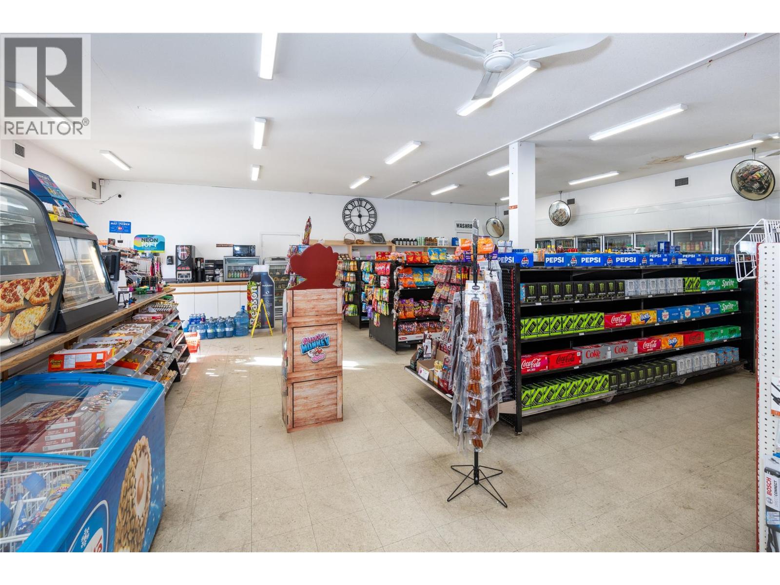  3643 Malakwa Road, Malakwa