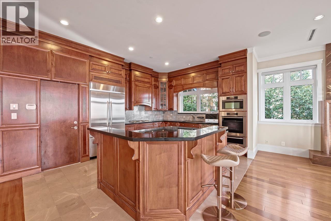 2420 HALSTON COURT, West Vancouver