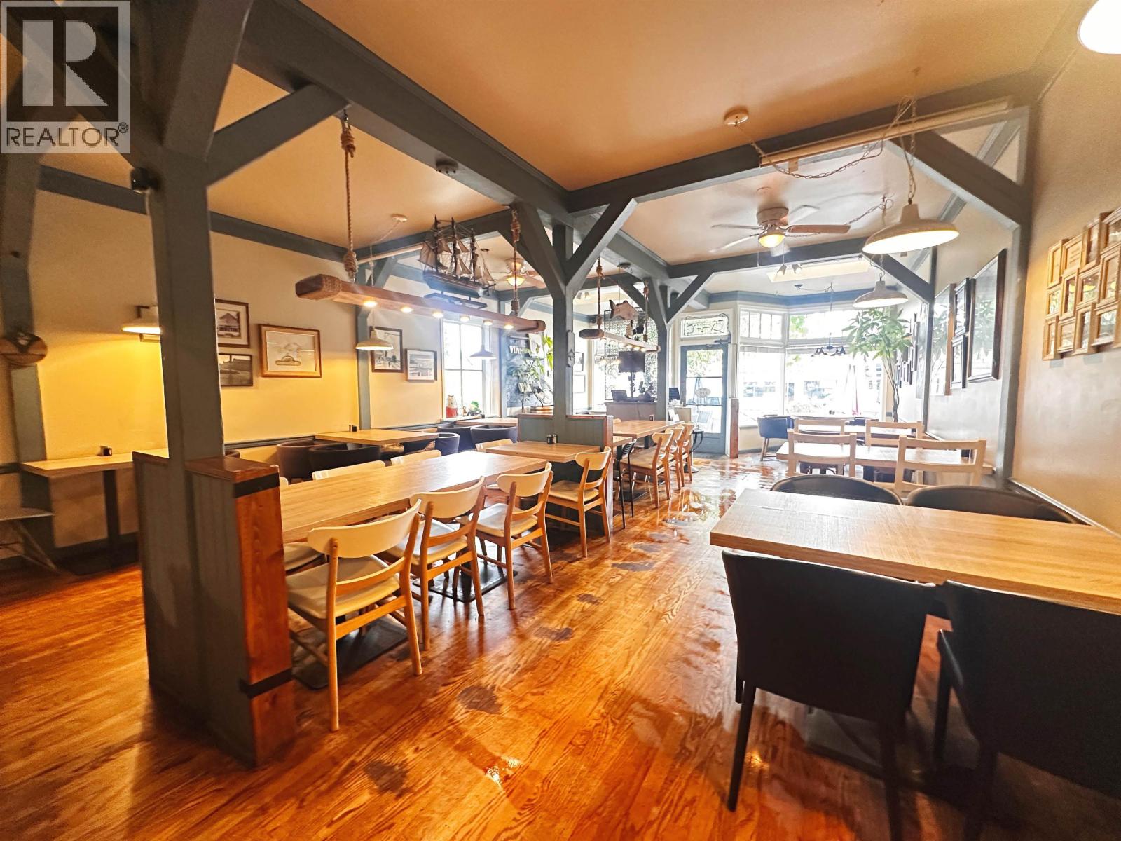 Business in Richmond - Image 6