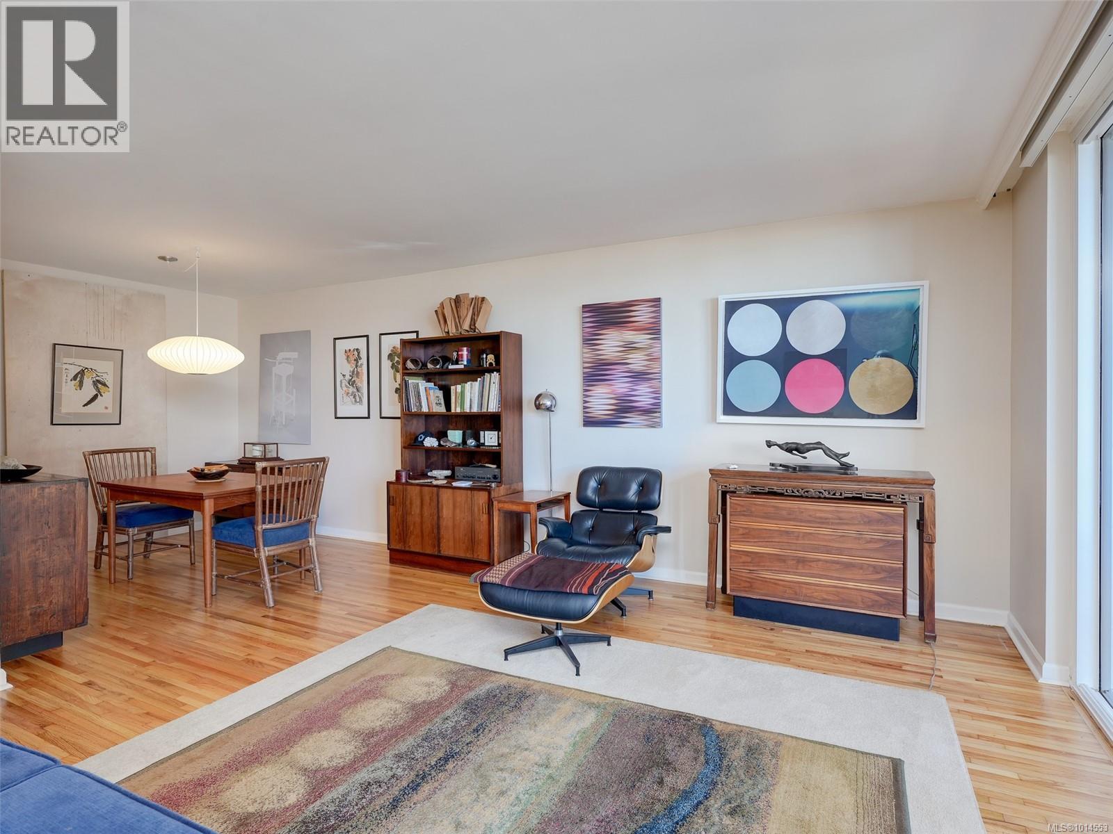 402 1159 Beach Drive, Oak Bay