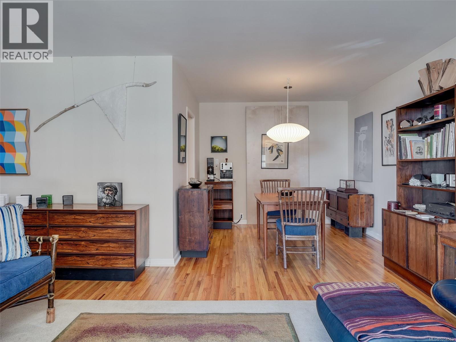 402 1159 Beach Drive, Oak Bay
