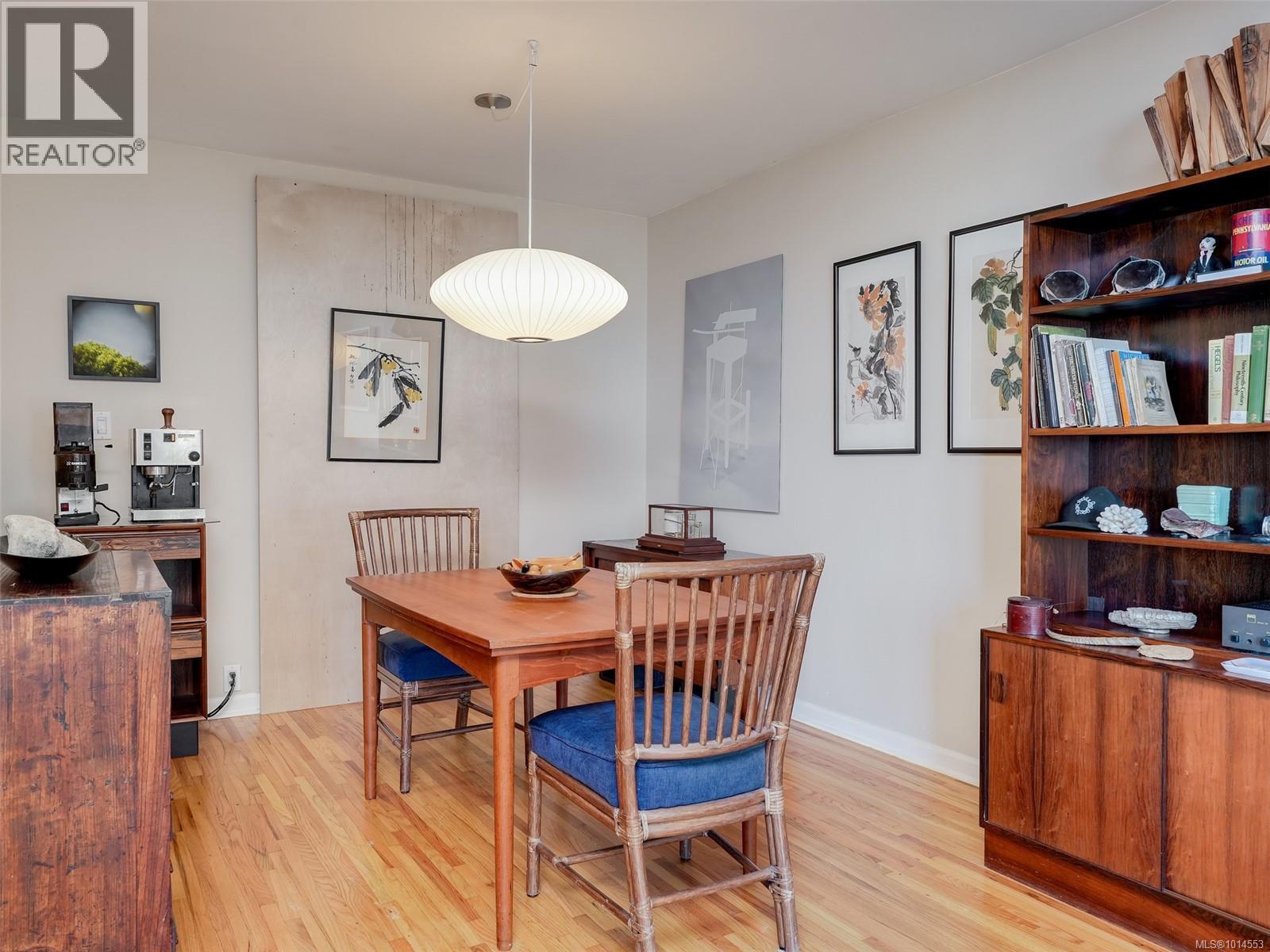 402 1159 Beach Drive, Oak Bay