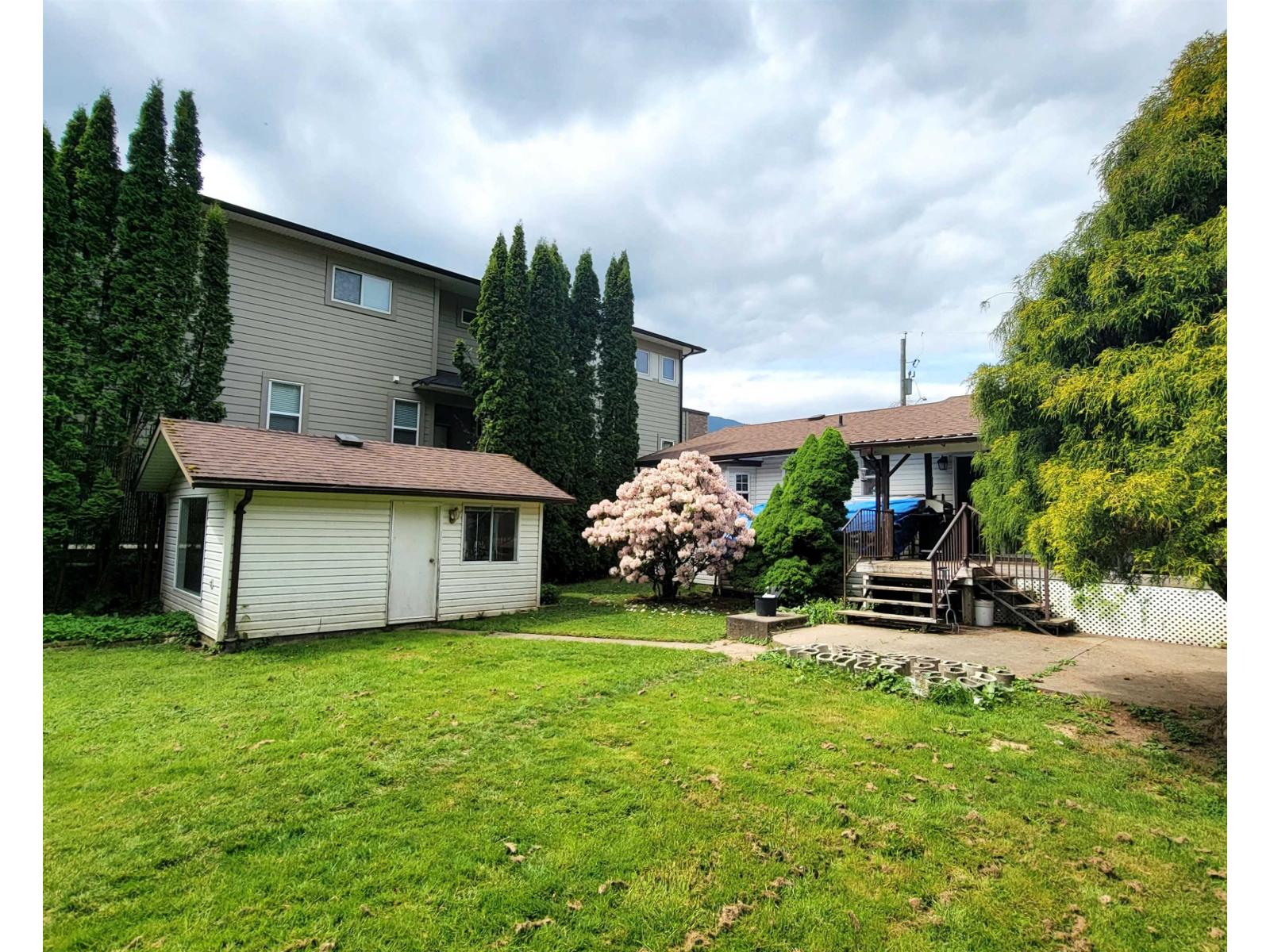 420 BEAR AVENUE, Harrison Hot Springs, Harrison Hot Springs