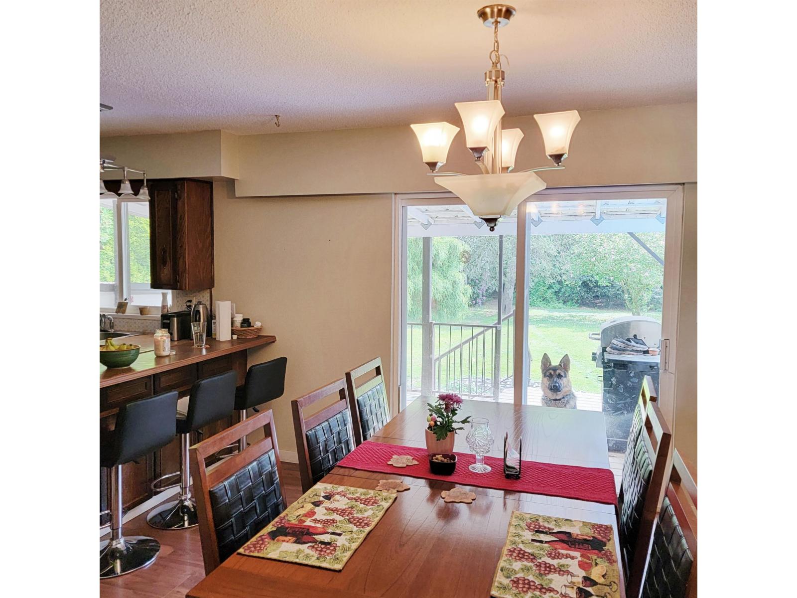 420 BEAR AVENUE, Harrison Hot Springs, Harrison Hot Springs