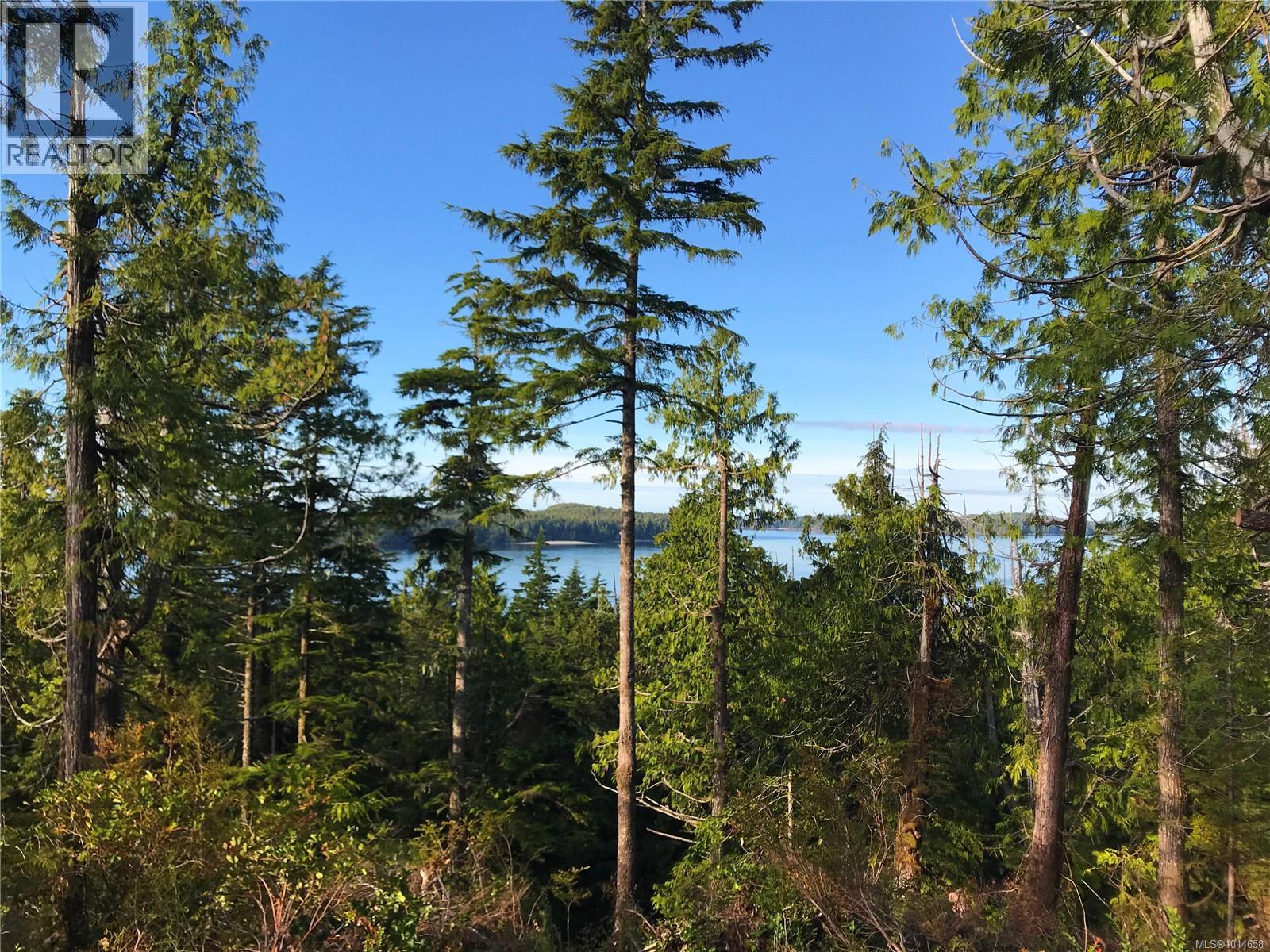 340 Tonquin Park Rd, Tofino