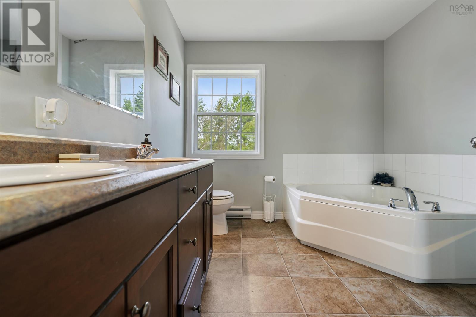 Property 20 of 47 of 25 Parkview Drive