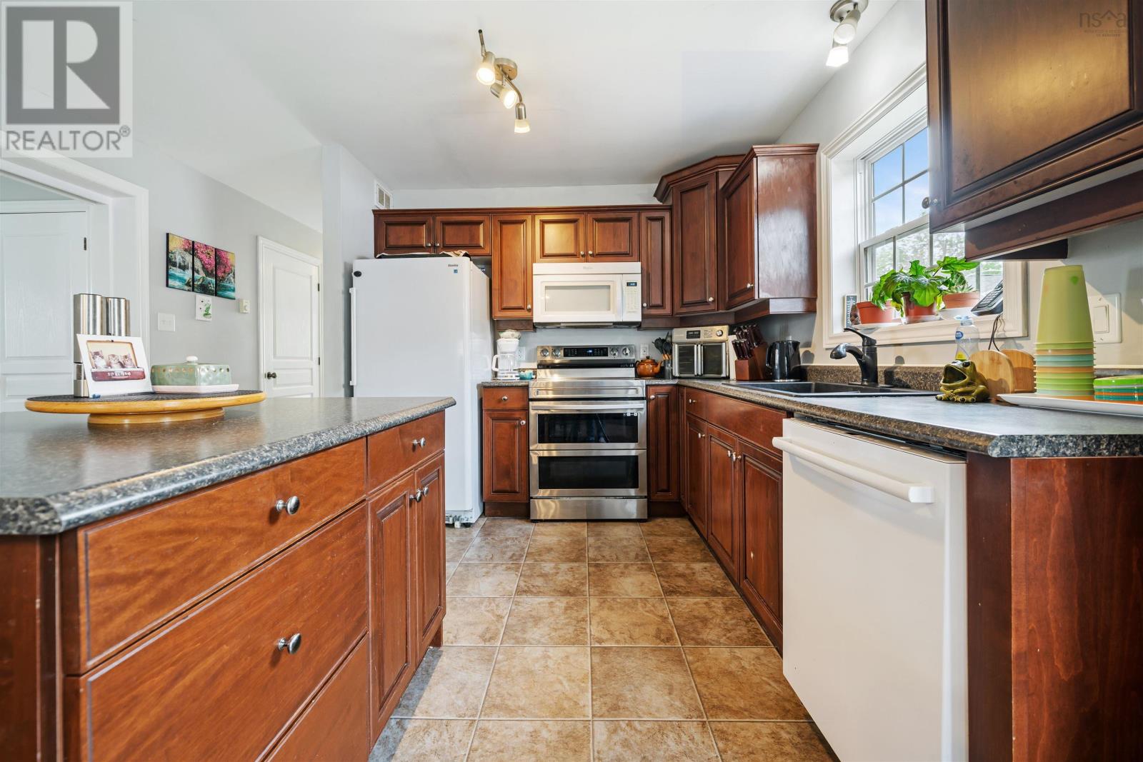 Property 10 of 47 of 25 Parkview Drive