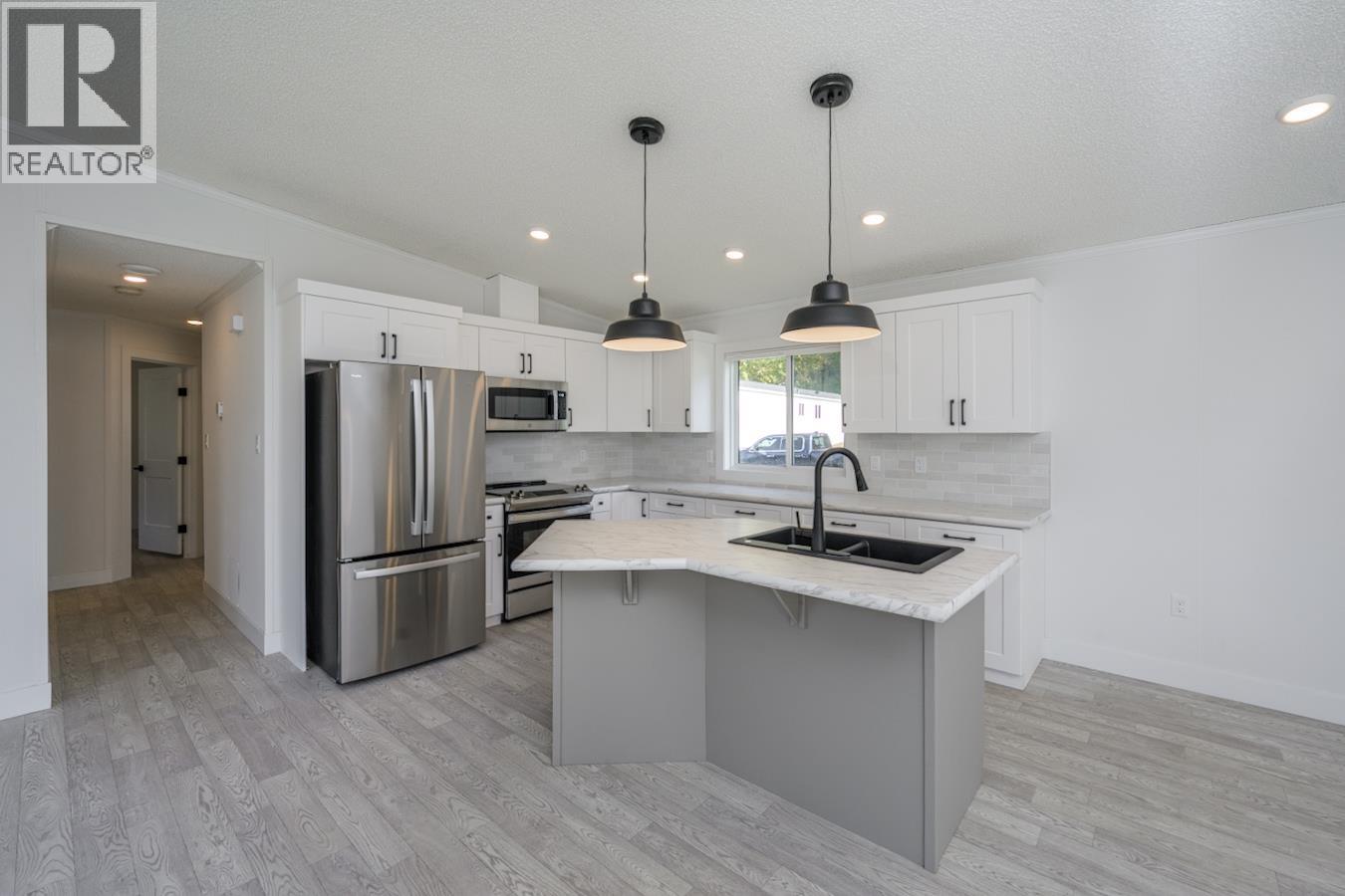 11 5164 HART HIGHWAY, Prince George