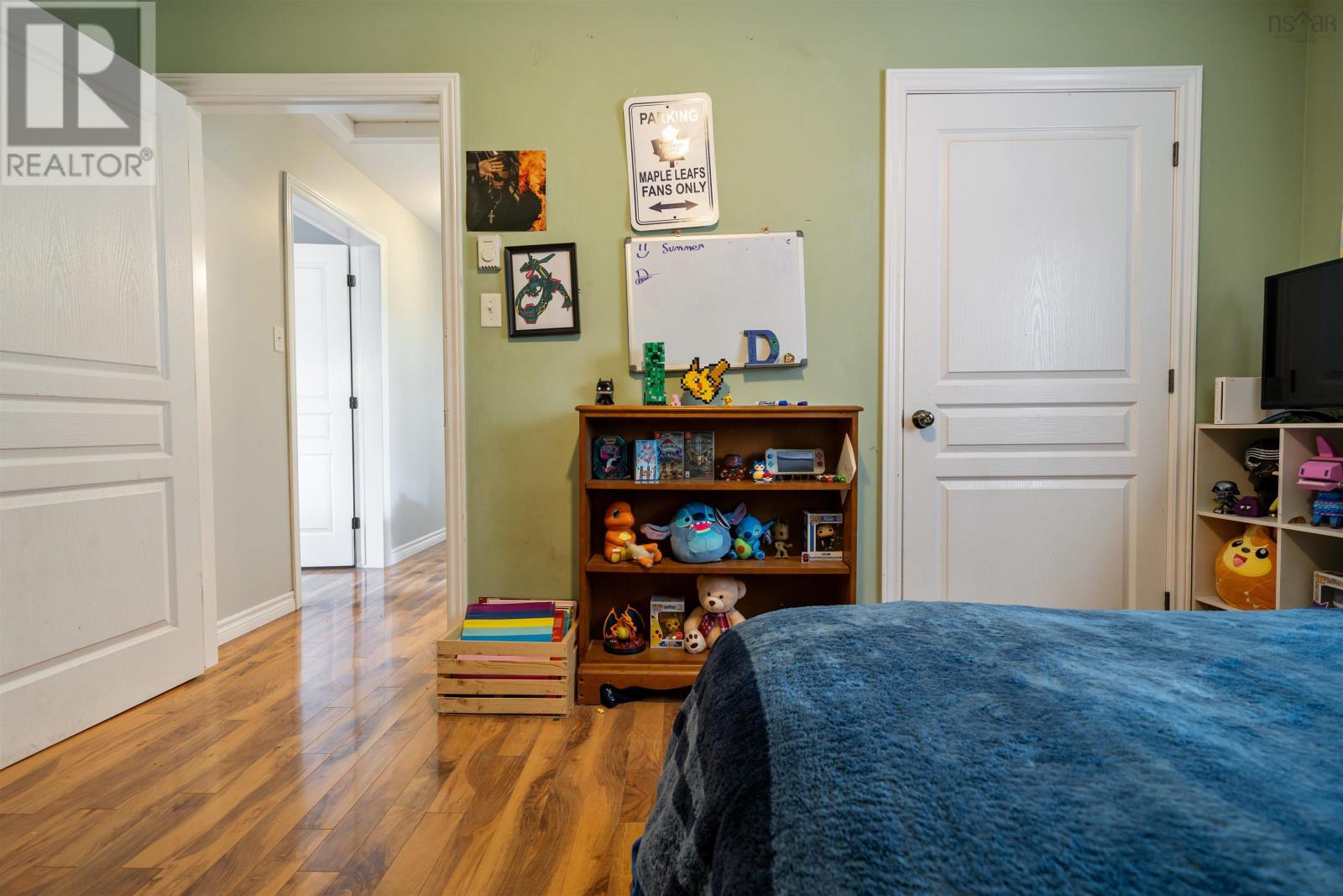 Property 21 of 47 of 25 Parkview Drive