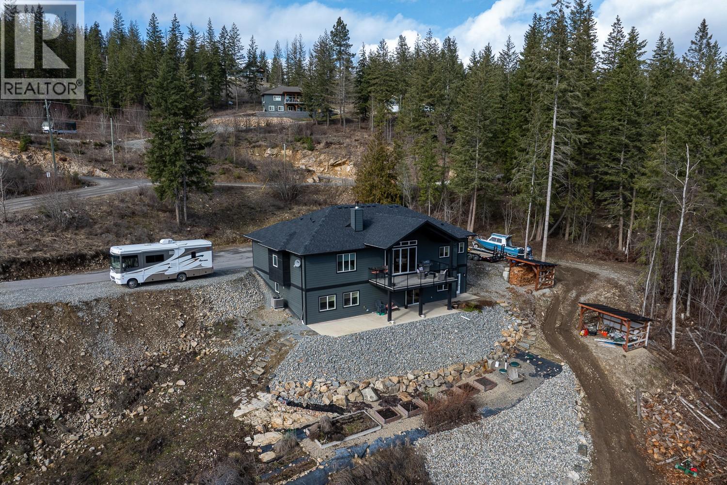 249 Twin Lakes Road, Enderby