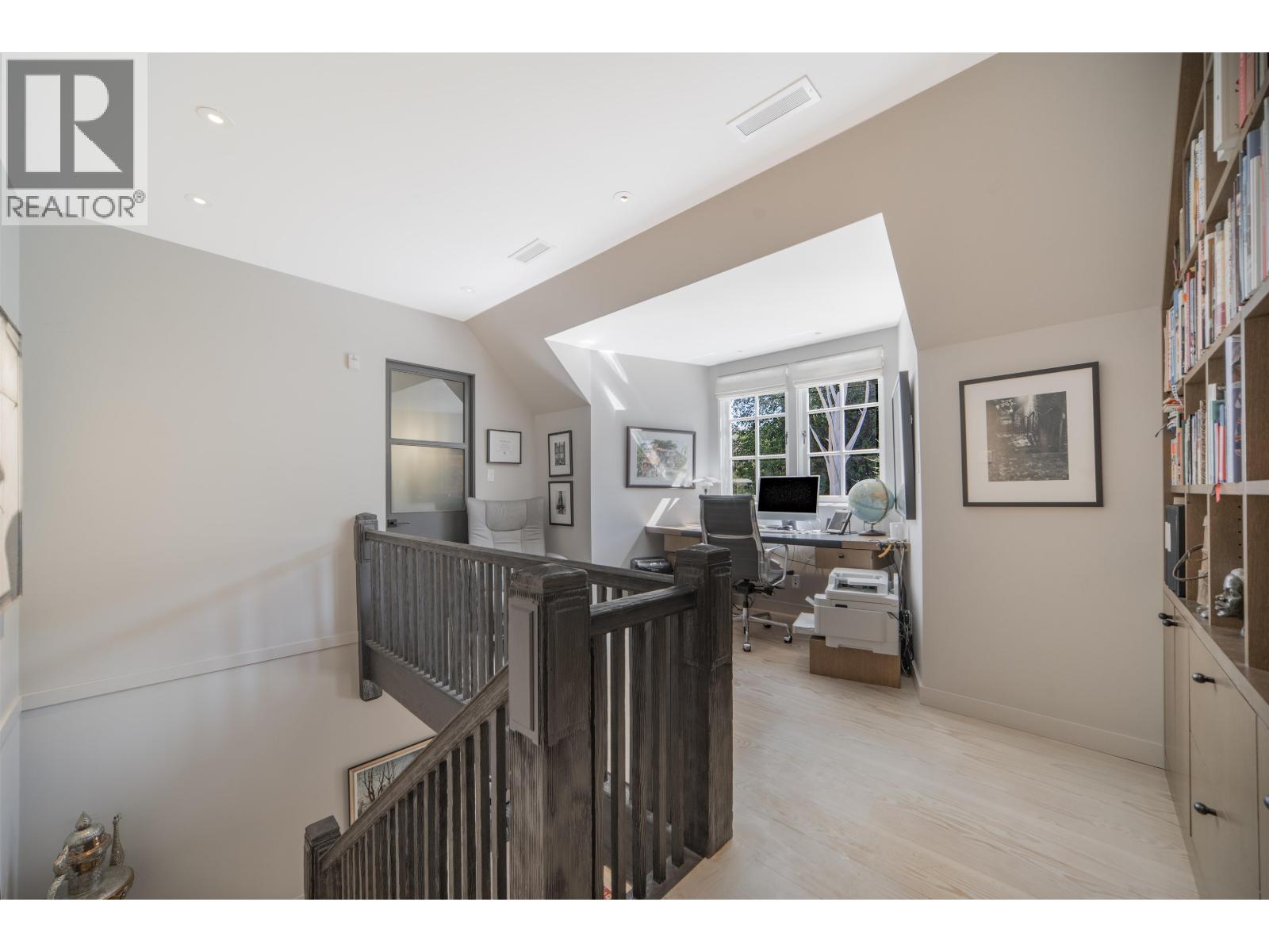 1501 ATLAS LANE, Vancouver