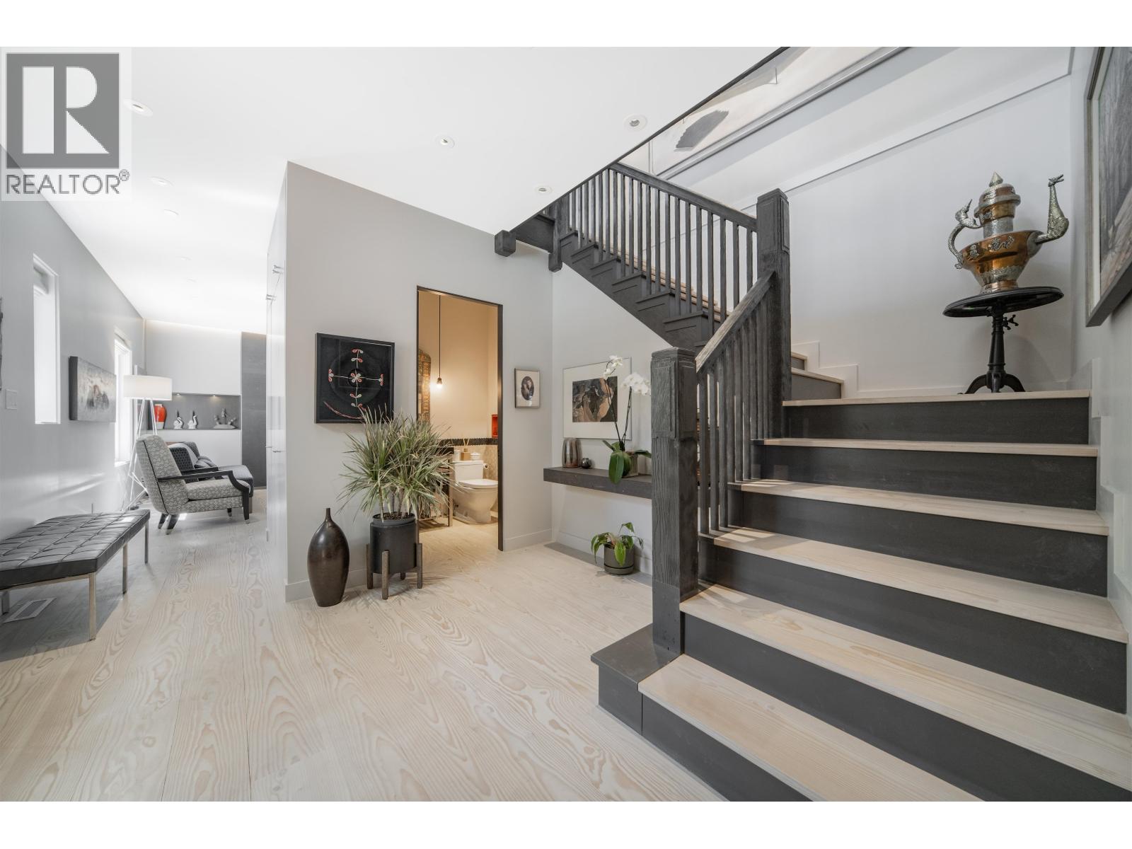 1501 ATLAS LANE, Vancouver