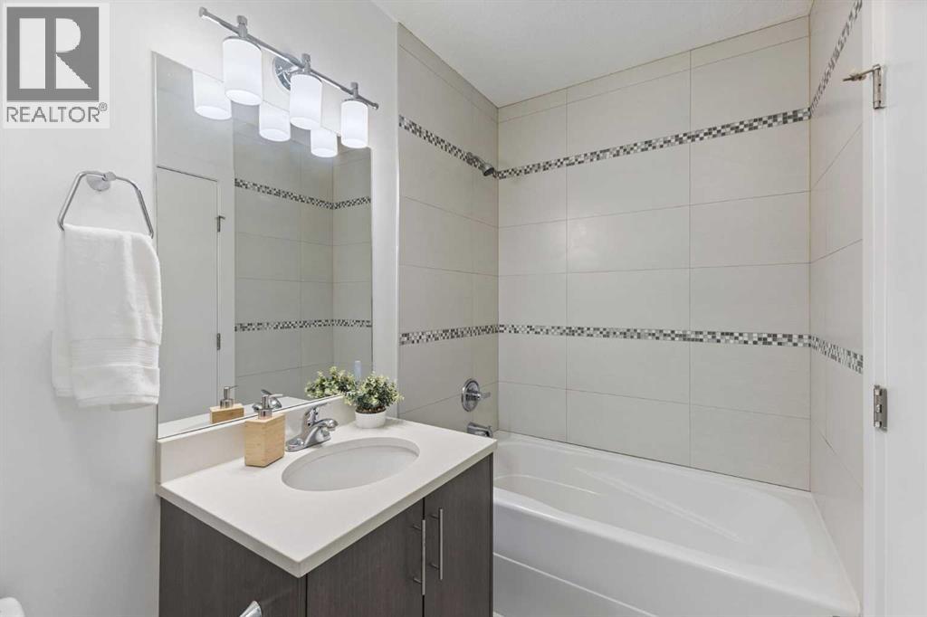 Single Family House for Sale in    Street SE Midnapore Calgary 