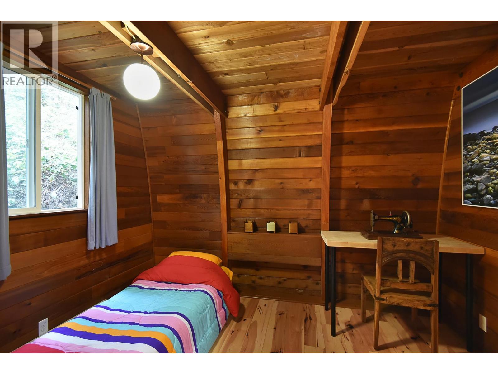 5569 SANS SOUCI ROAD, Halfmoon Bay