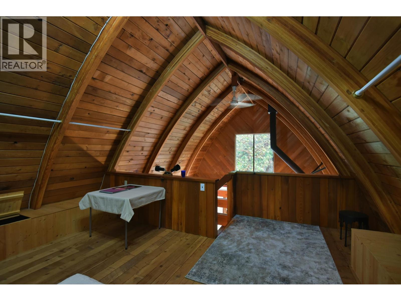 5569 SANS SOUCI ROAD, Halfmoon Bay