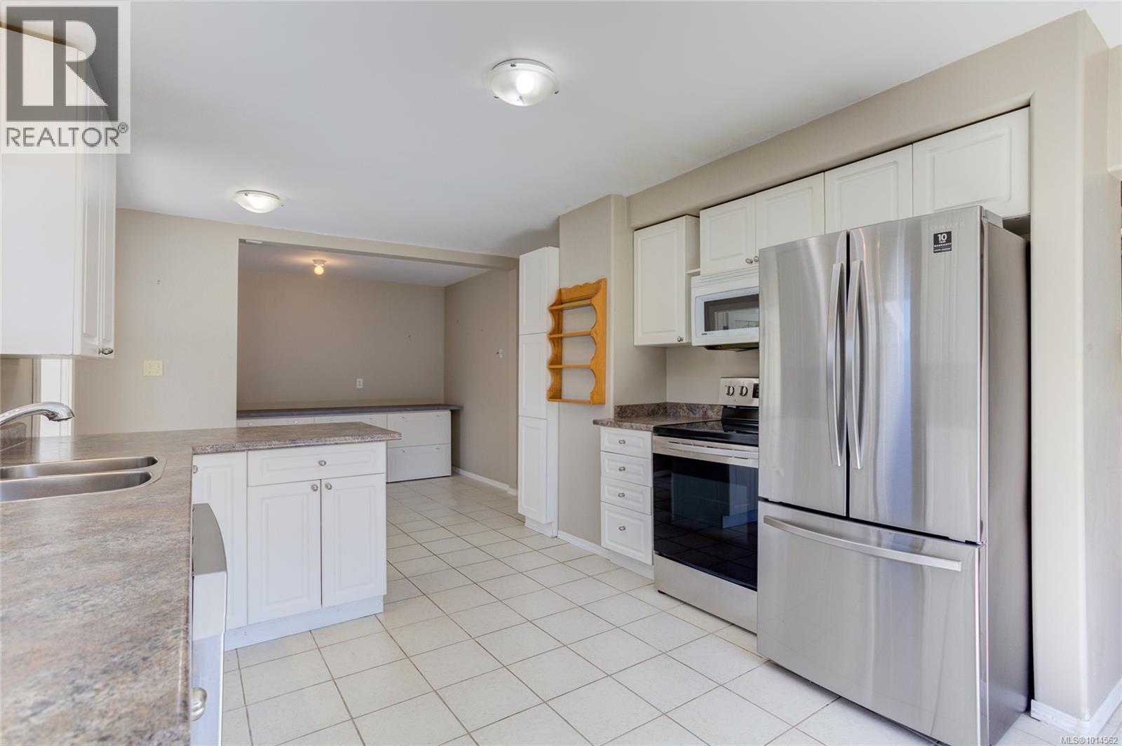 227 Grants Lake Rd, Lake Cowichan