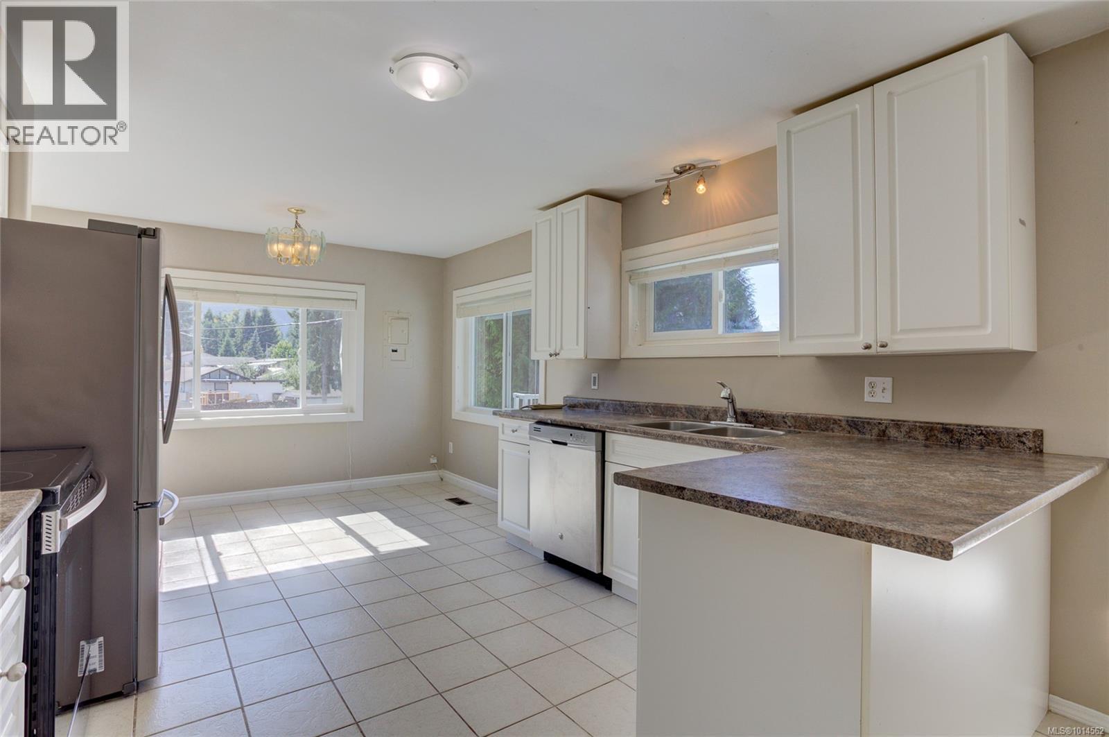 227 Grants Lake Rd, Lake Cowichan