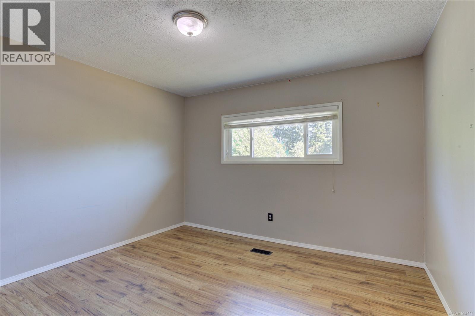 227 Grants Lake Rd, Lake Cowichan