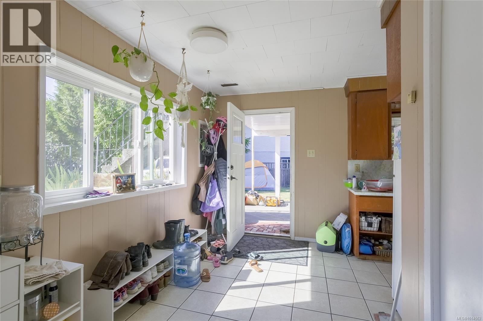 227 Grants Lake Rd, Lake Cowichan