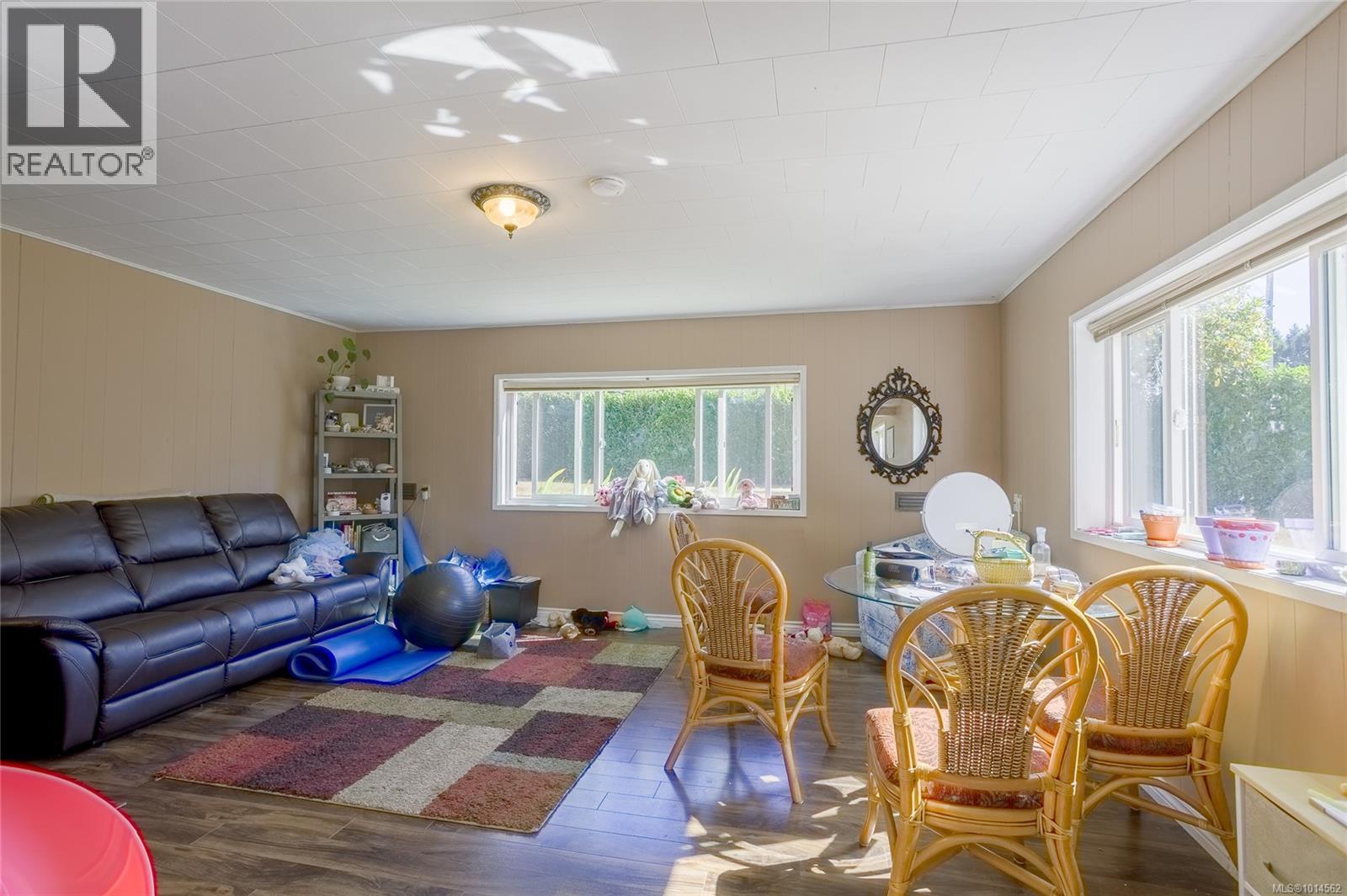 227 Grants Lake Rd, Lake Cowichan
